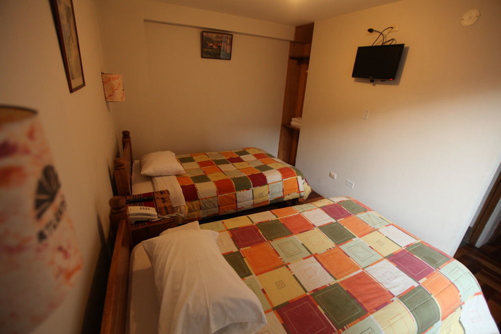 Hostal Atlantis Cusco Bagian luar foto